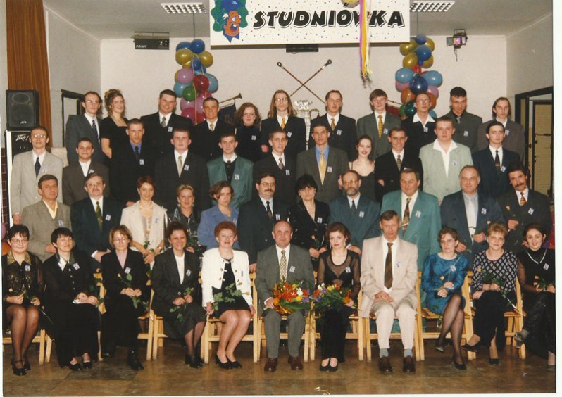 Studniówka Klasy V TB Zespołu Szkół Budowlanych – Dom Kolejarza 1999 r.