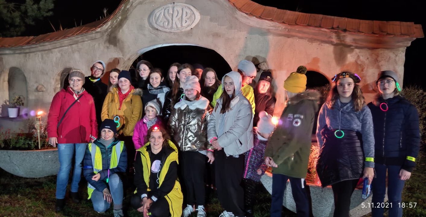Bieg Nocny Pod Wiatrakiem 2021- grupa uczestników