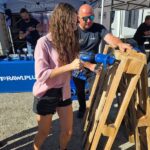 Uczniowie na dniu otwartym firmy Peamco - leszczyńskiej hurtowni materiałów budowlanych