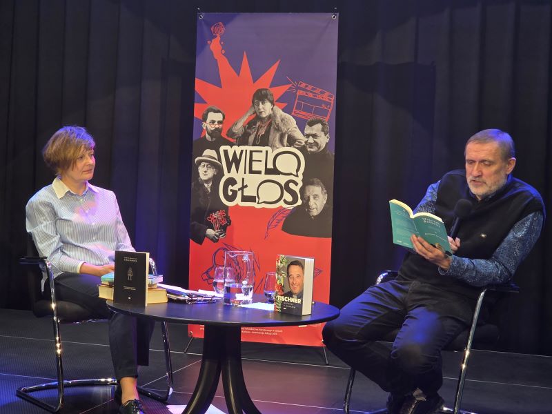 Spotkanie z Wojciechem Bonowiczem w Miejskiej Bibliotece Publicznej w Lesznie