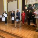 Uczennice naszej szkoły z sukcesami w konkursie wiedzy o Unii Europejskiej ” Eugeniusz 2.0”