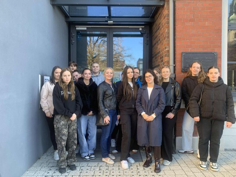 StartUP Life – młodzież w drodze do kariery