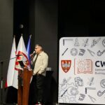 Wykłady na temat sztucznej inteligencji w auli ANS w Lesznie.